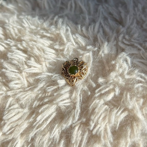 Little Heart Locket - Picture 2 of 9